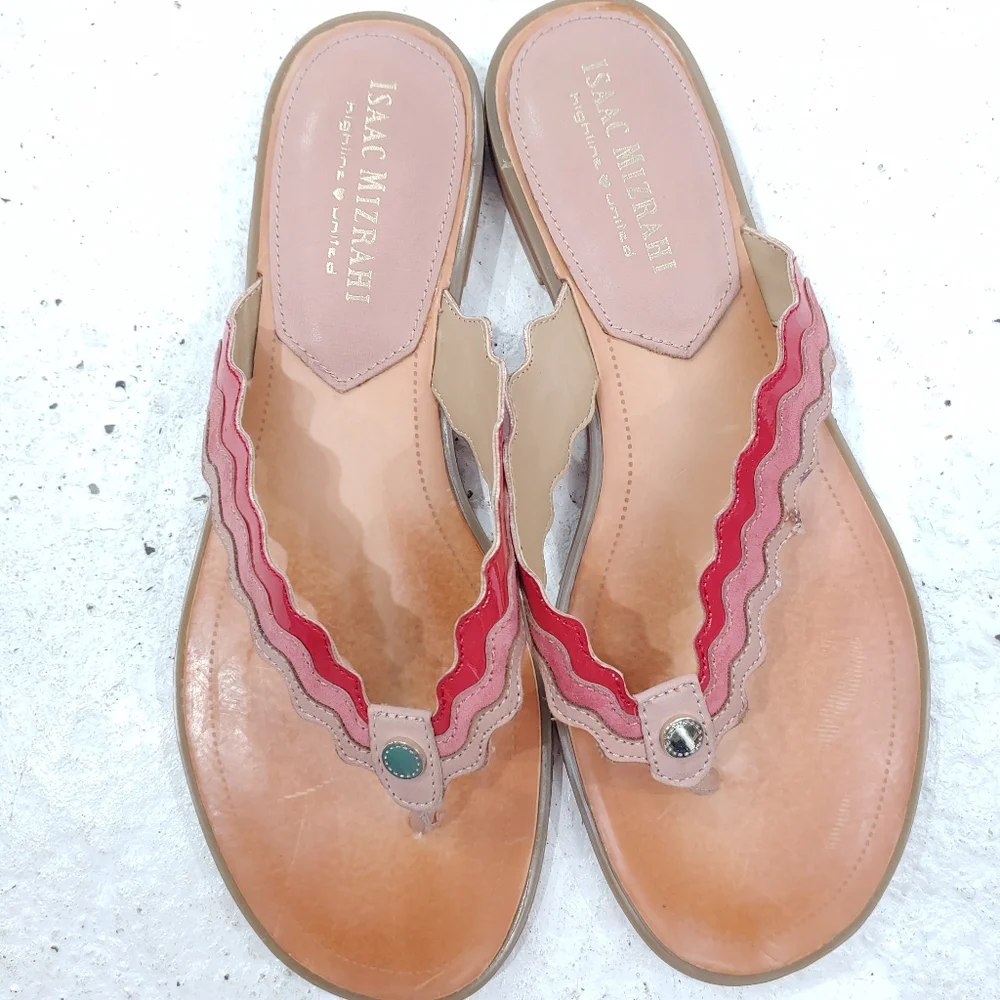 ISAAC MIZRAHI LEATHER GINA THONG SANDAL